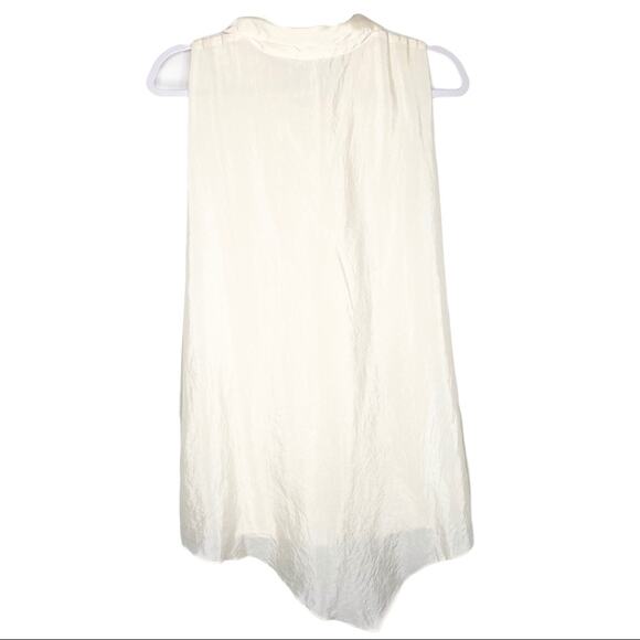 BCBGeneration Cream Collared Button Down Tank Blouse Size Large - Picture 6 of 6